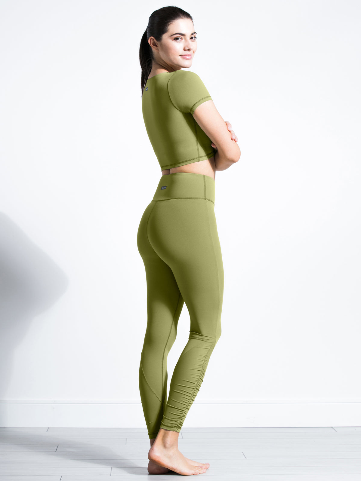 RUCHED NUDE TEE, SAFFRON