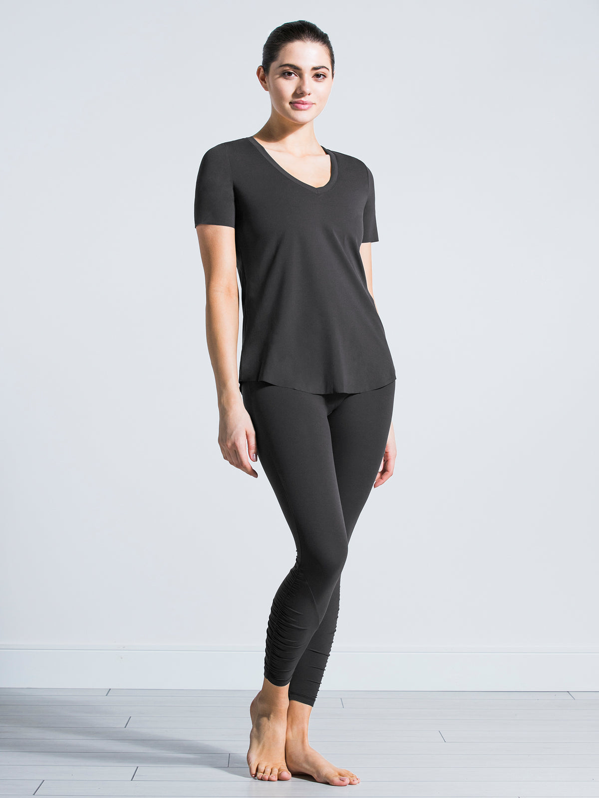 RELAXED NUDE TEE