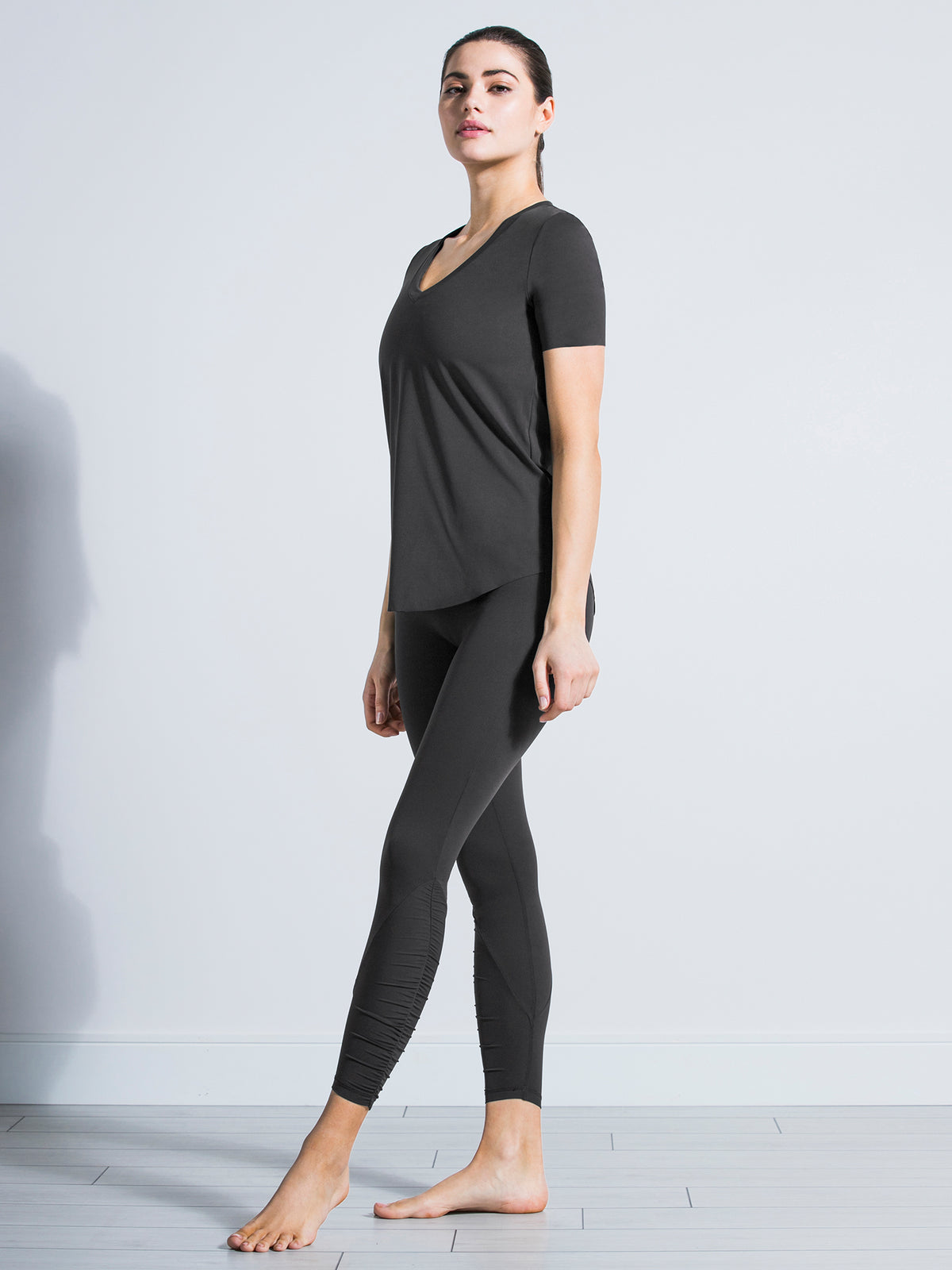 RELAXED NUDE TEE