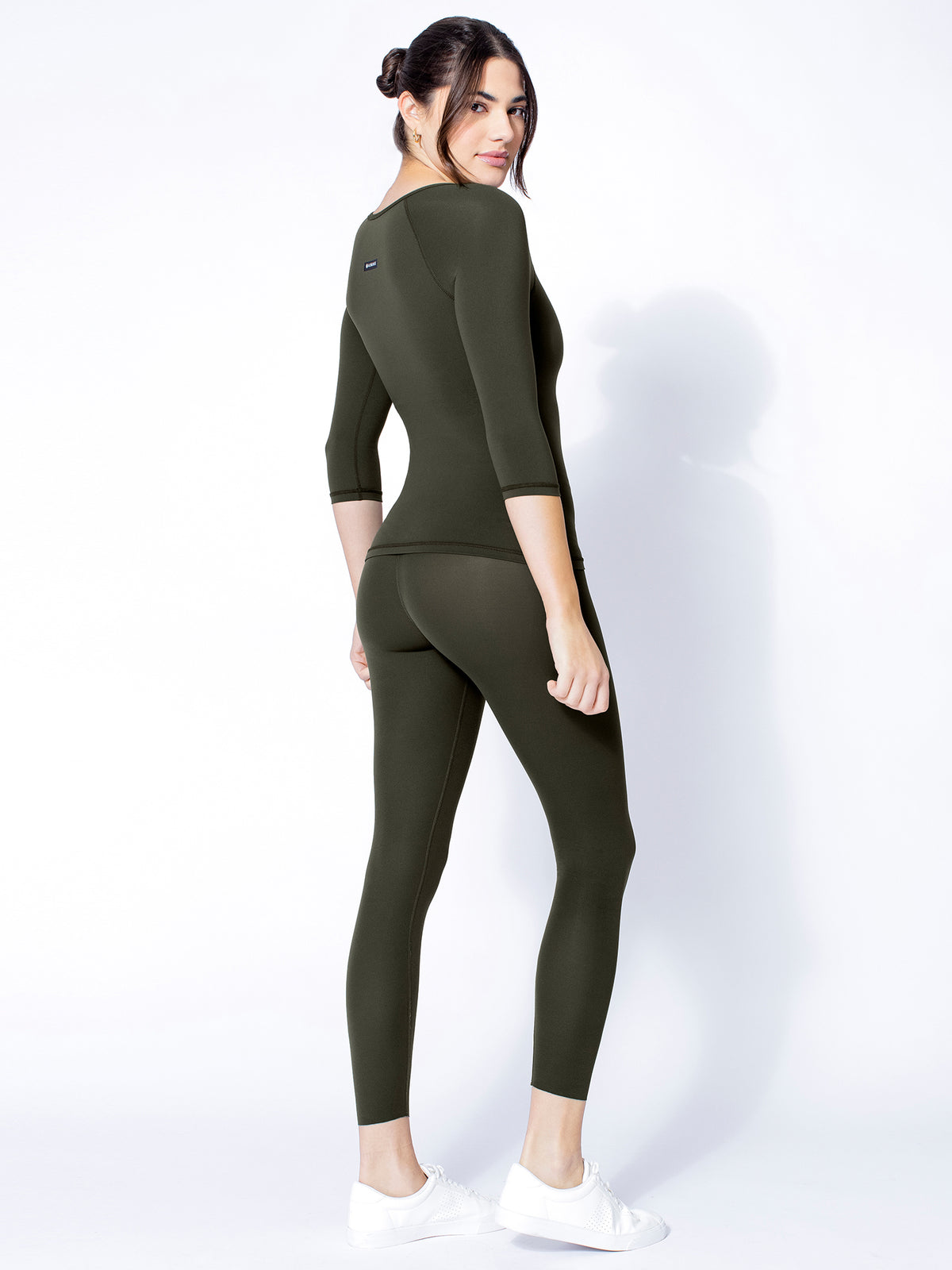 NUDE RAGLAN, DARK GREEN