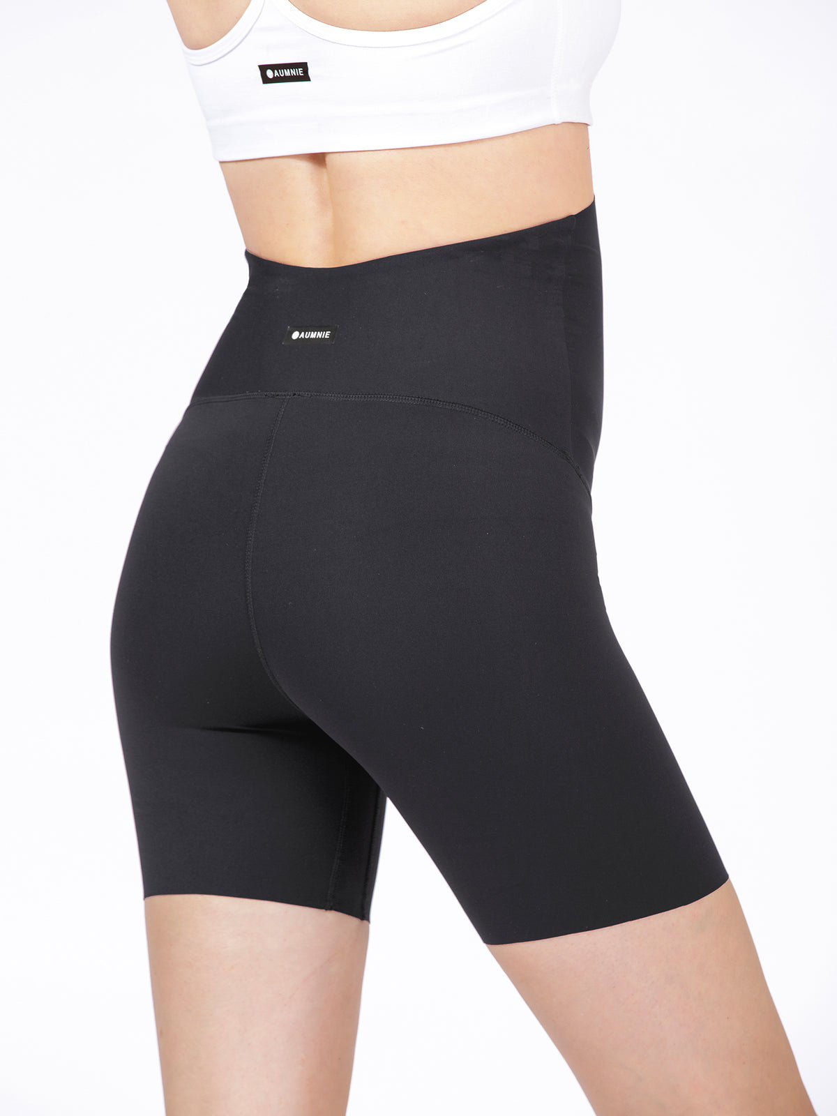 OVER THE BUMP MATERNITY NUDE SHAPE 6" SHORTS