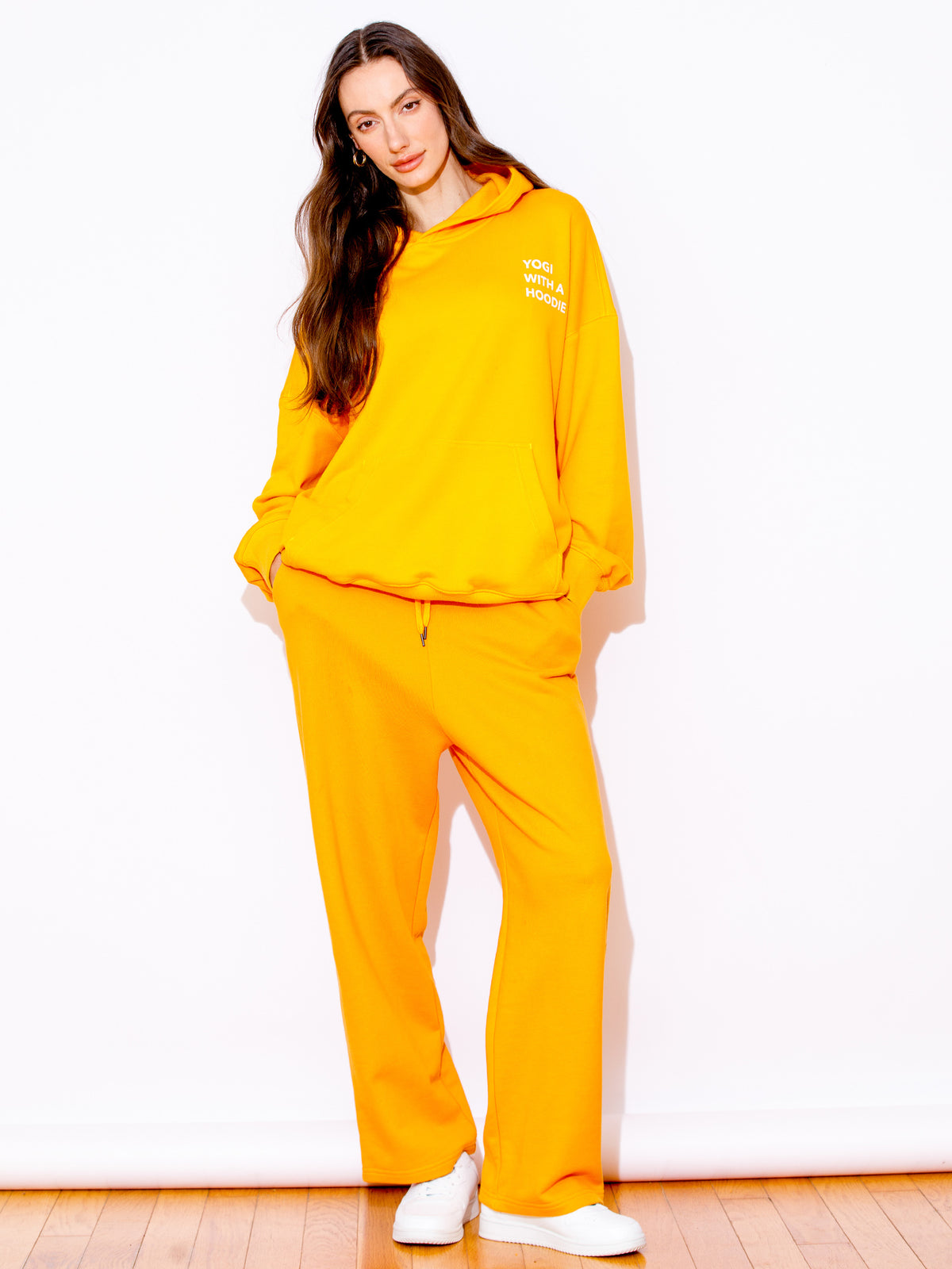 URBAN WIDE LEG SWEATPANTS