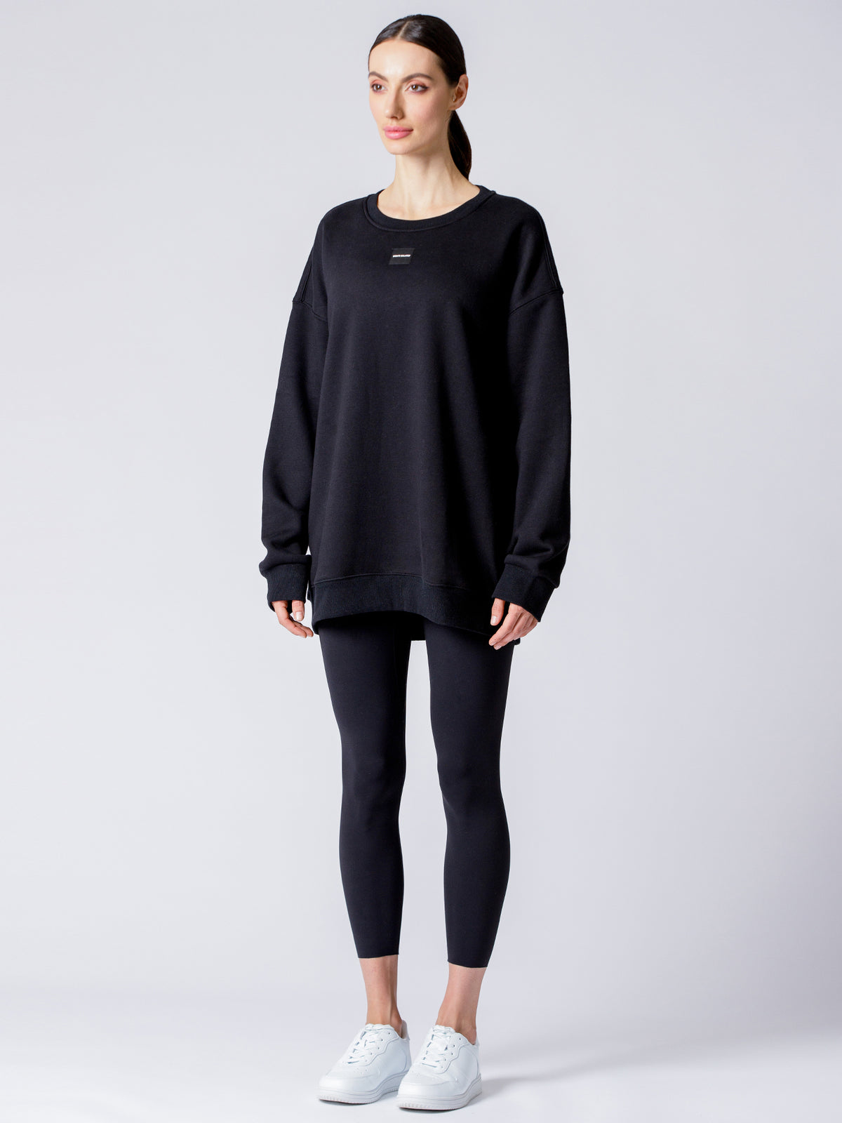 WINTER FLEECE PATCH LOGO SWEATSHIRT