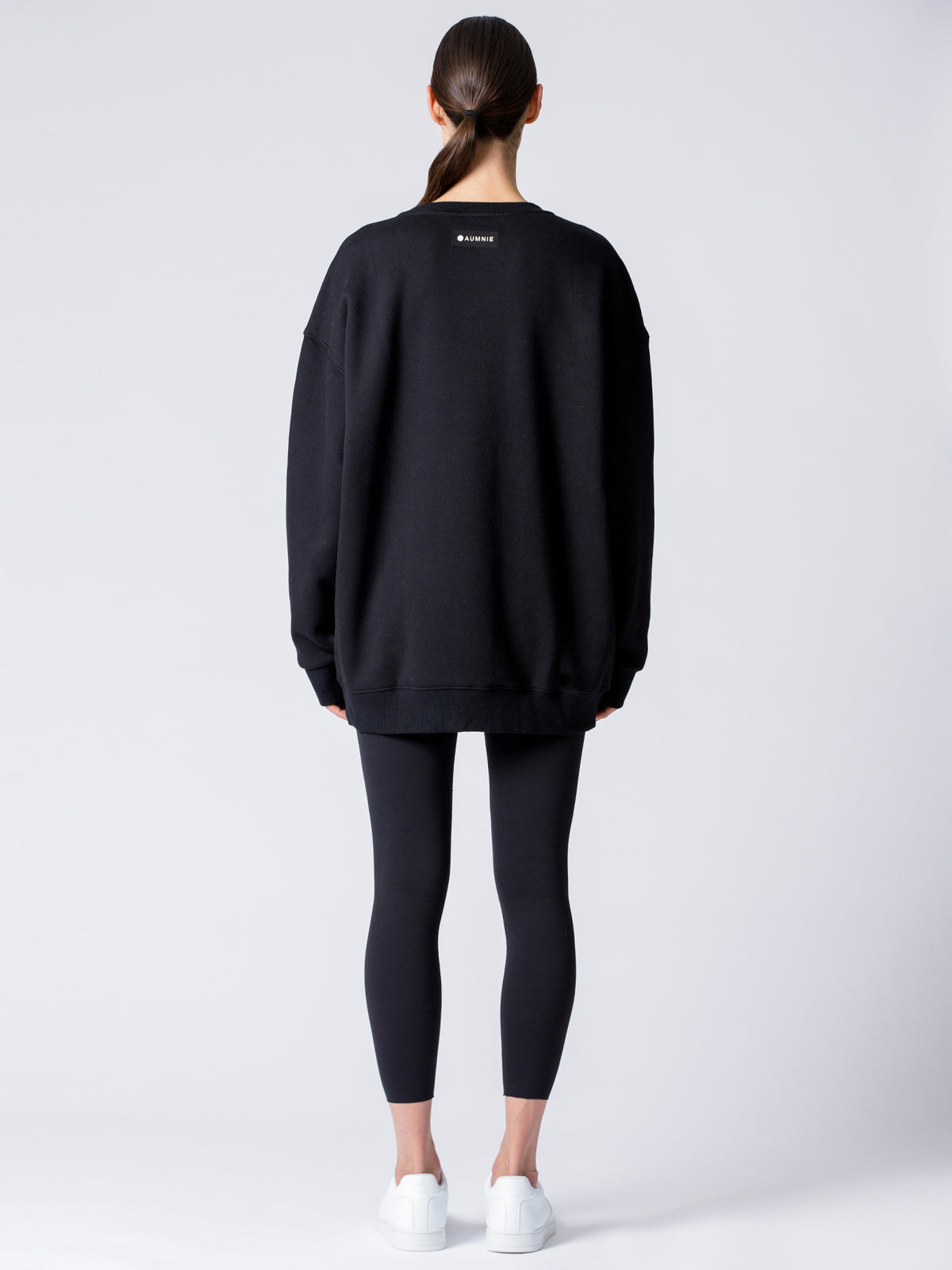 WINTER FLEECE PATCH LOGO SWEATSHIRT