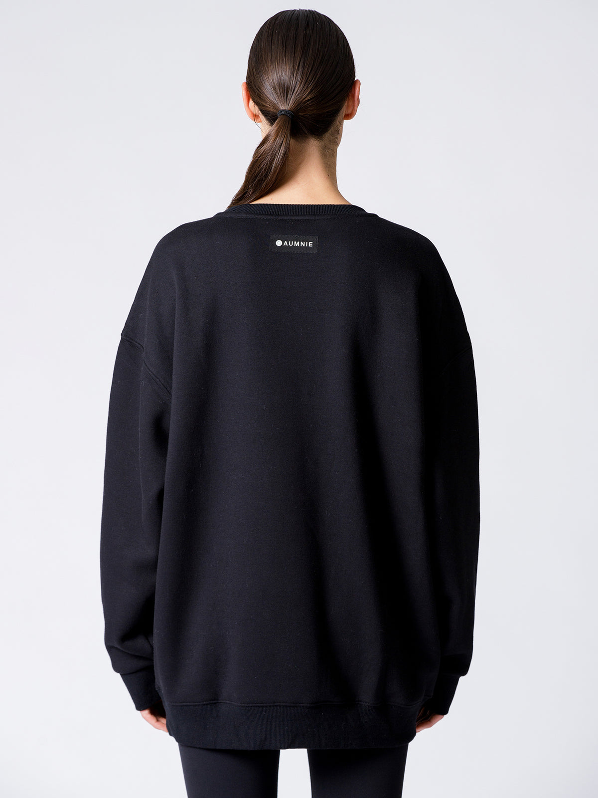 WINTER FLEECE PATCH LOGO SWEATSHIRT