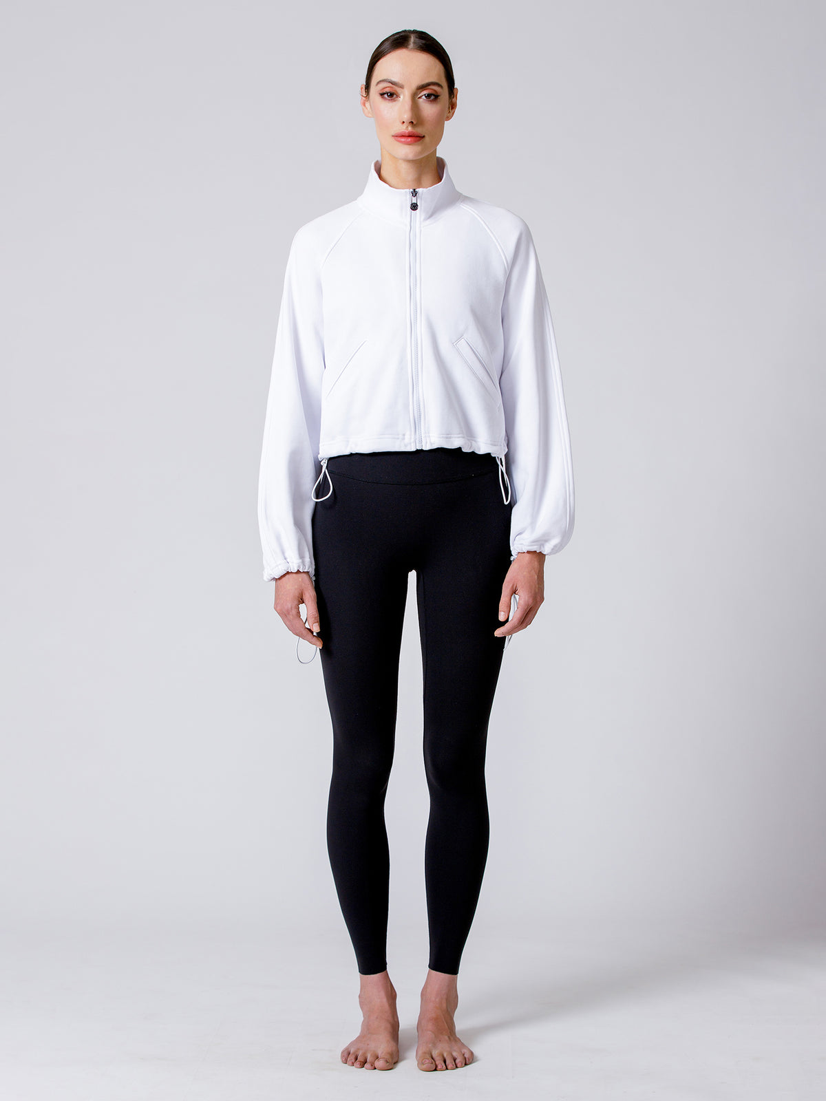ASCEND WIDE SLEEVE JACKET