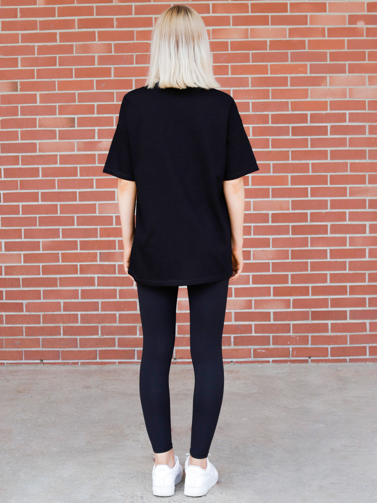 OVERSIZED POCKET TEE, BLACK