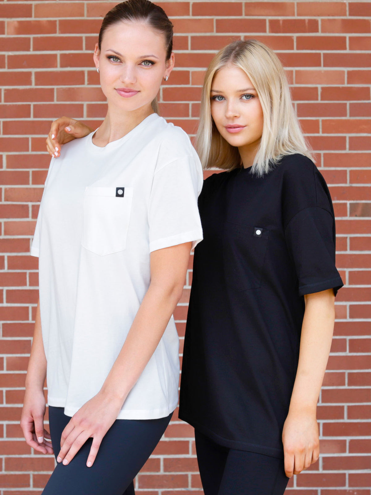 OVERSIZED POCKET TEE, BLACK