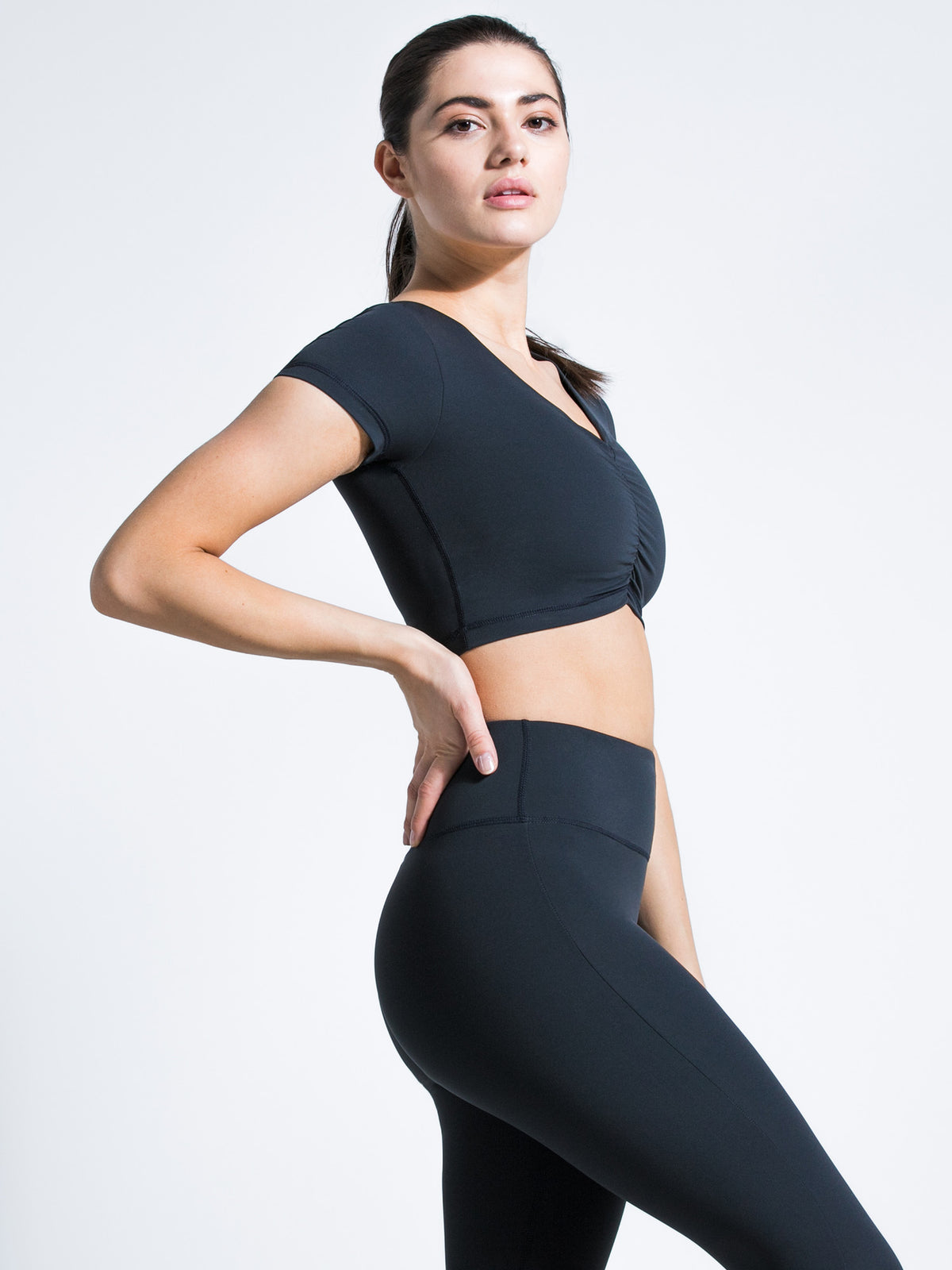 RUCHED NUDE TEE, MIDNIGHT GREY