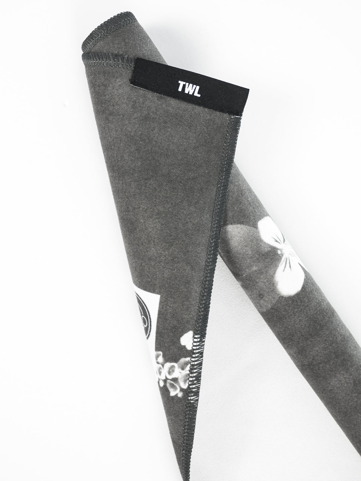 SMALL TWL, FLORAL EXPOSURE