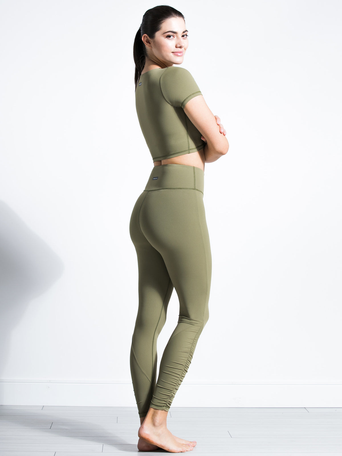RUCHED NUDE TEE, SAGE