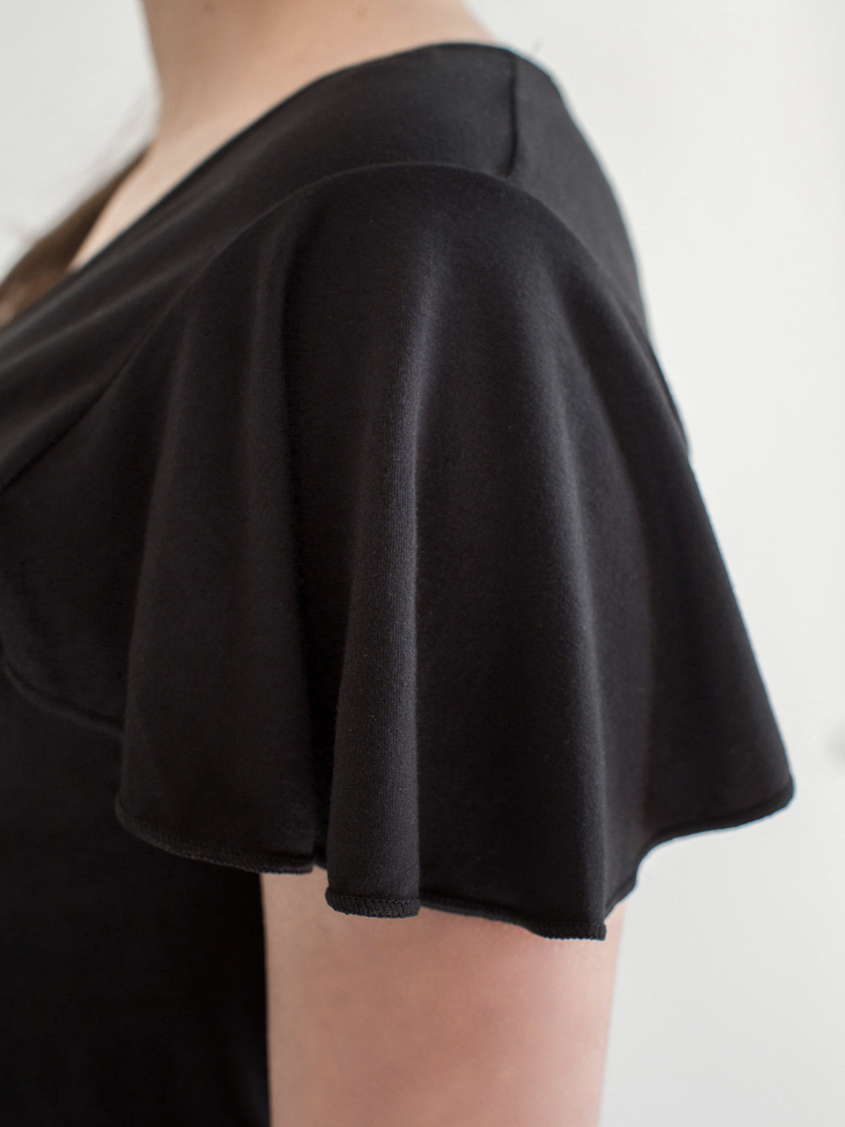 MATERNITY DRAWSTRING LILY TOP
