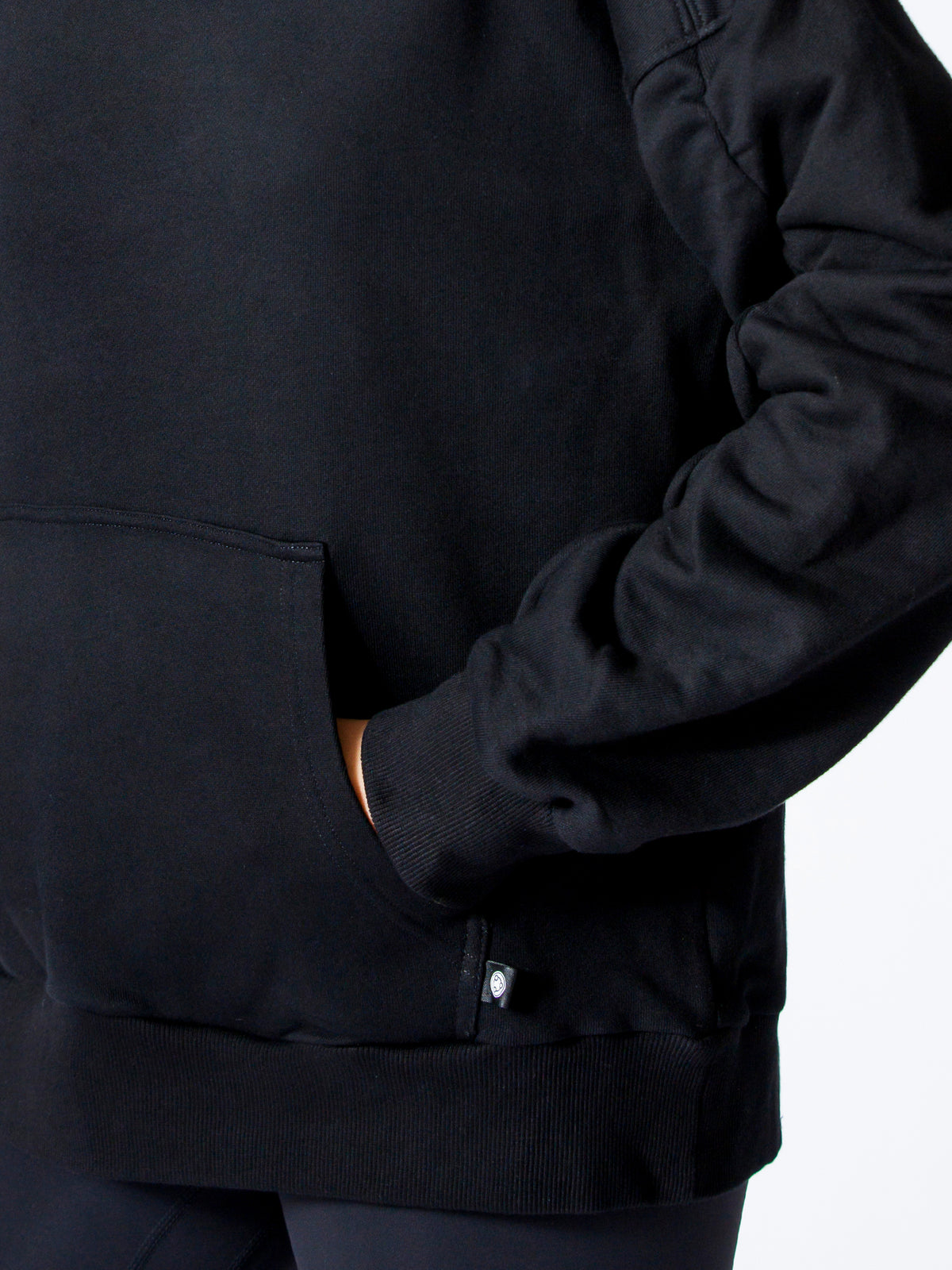 RUCHED RUNWAY HOODIE, BLACK