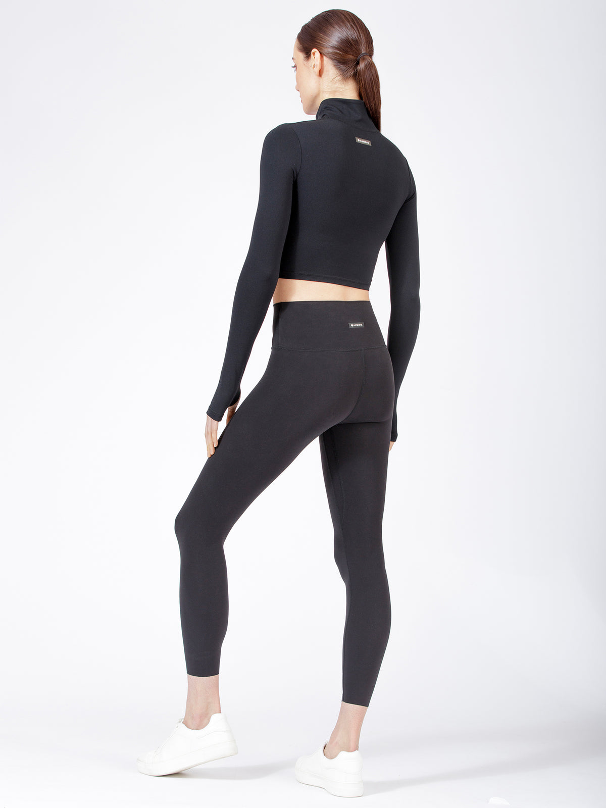 ATHLETICS HALF ZIPPER TOP