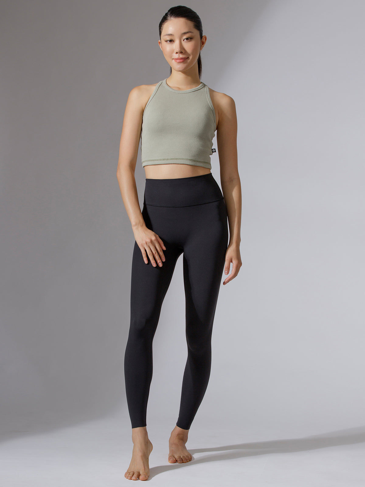 EVERYDAY RIBBED CROPPED SINGLET