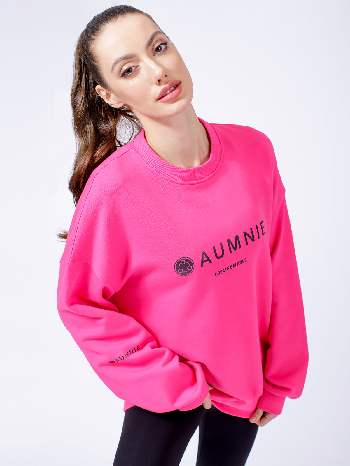 AUMNIE OVERSIZE SWEATSHIRT
