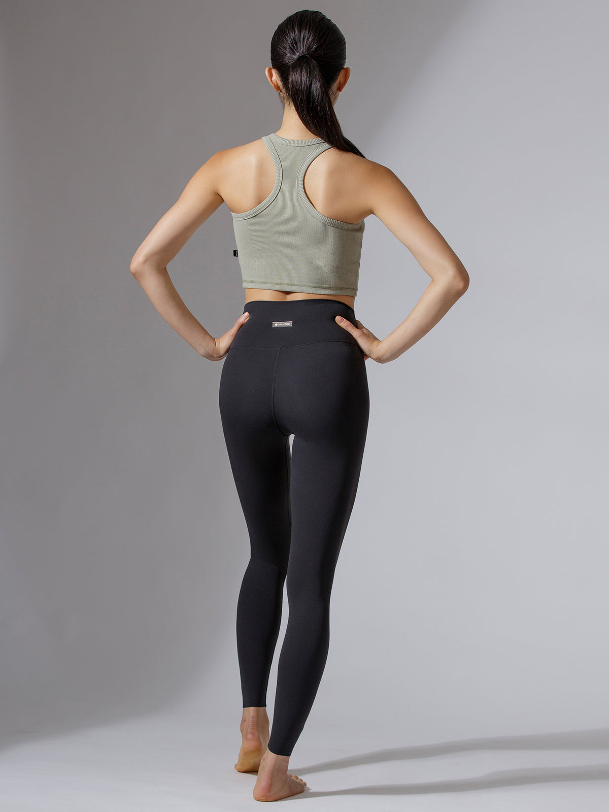 EVERYDAY RIBBED CROPPED SINGLET