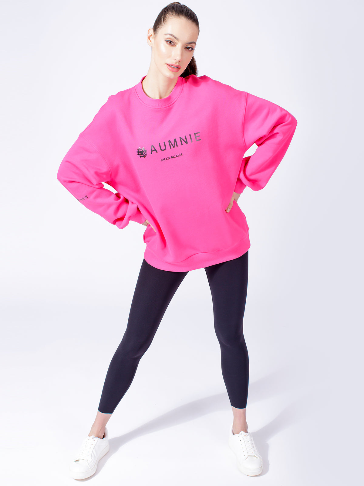 AUMNIE OVERSIZE SWEATSHIRT